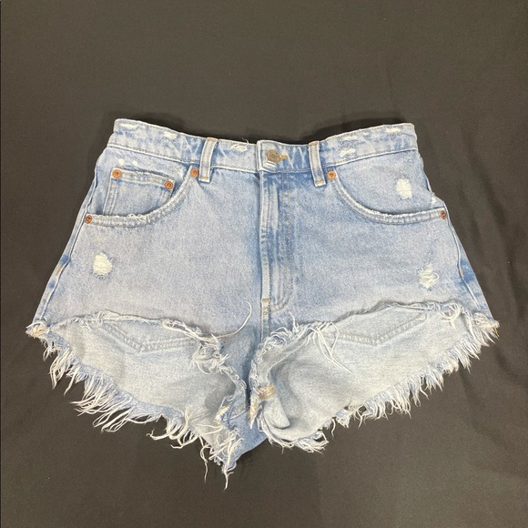 Zara Pants - Zara..women denim shorts..size 6